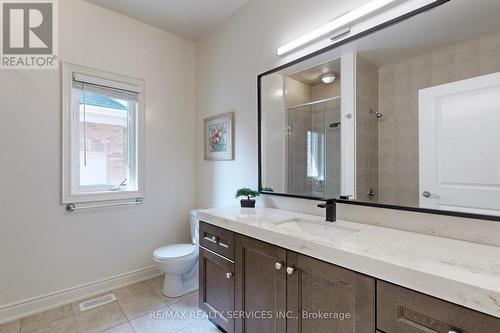 87 - 200 Kingfisher Drive, Mono, ON - Indoor Photo Showing Bathroom