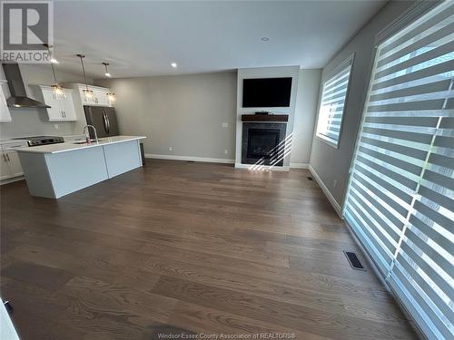 510 Water Rd, Amherstburg, ON - Indoor Photo Showing Kitchen