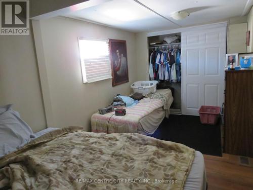 Room for 2 large beds - 29 - 198 Springbank Drive, London, ON 