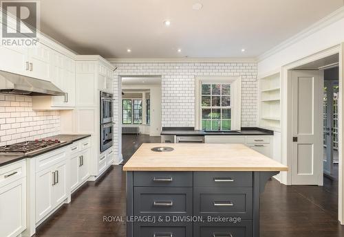 15 Killarney Road, Toronto (Forest Hill South), ON - Indoor Photo Showing Kitchen With Upgraded Kitchen