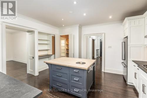 15 Killarney Road, Toronto (Forest Hill South), ON - Indoor Photo Showing Kitchen With Upgraded Kitchen