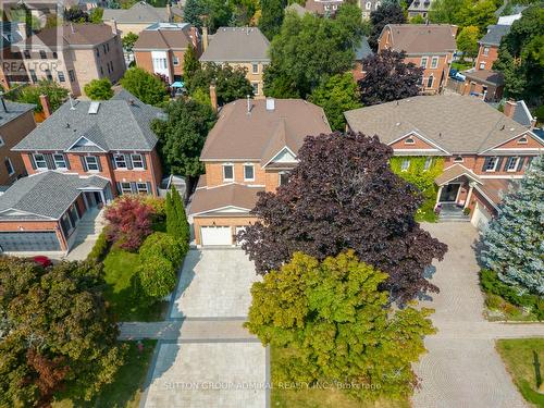 423 Mill Street, Richmond Hill, ON - Outdoor With Facade