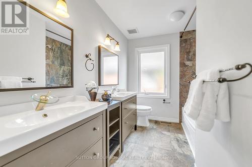 423 Mill Street, Richmond Hill (Mill Pond), ON - Indoor Photo Showing Bathroom