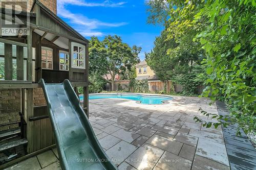 423 Mill Street, Richmond Hill (Mill Pond), ON - Outdoor With In Ground Pool