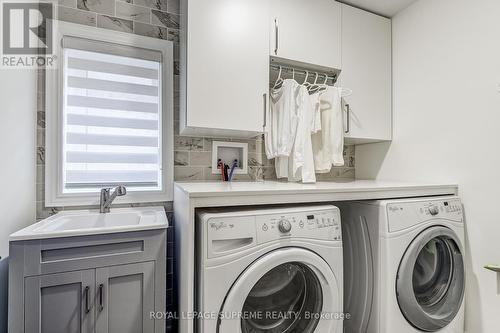 19 Pelham Drive, Vaughan, ON - Indoor Photo Showing Laundry Room