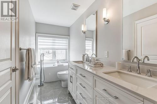 19 Pelham Drive, Vaughan, ON - Indoor Photo Showing Bathroom