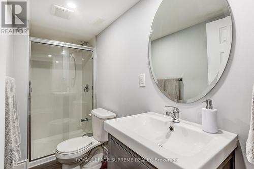 19 Pelham Drive, Vaughan, ON - Indoor Photo Showing Bathroom