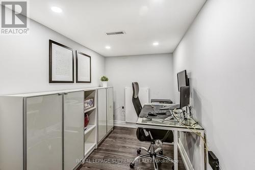 19 Pelham Drive, Vaughan, ON - Indoor Photo Showing Office