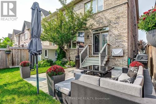 19 Pelham Drive, Vaughan, ON - Outdoor