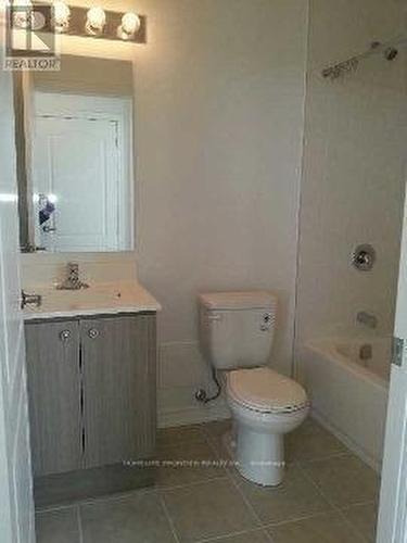 718 - 8323 Kennedy Road, Markham (Village Green-South Unionville), ON - Indoor Photo Showing Bathroom