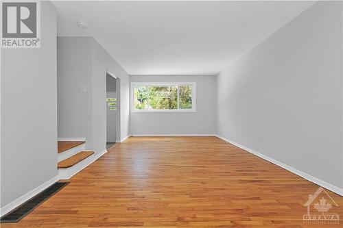 1311 Coldrey Avenue, Ottawa, ON - Indoor Photo Showing Other Room