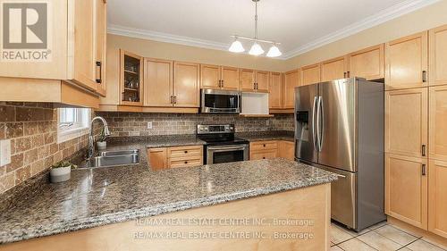 136 Van Scott Drive, Brampton (Northwest Sandalwood Parkway), ON - Indoor Photo Showing Kitchen With Stainless Steel Kitchen With Double Sink