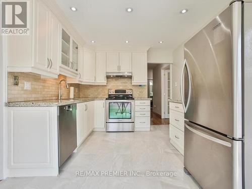 74 Links Road, Vaughan, ON - Indoor Photo Showing Kitchen