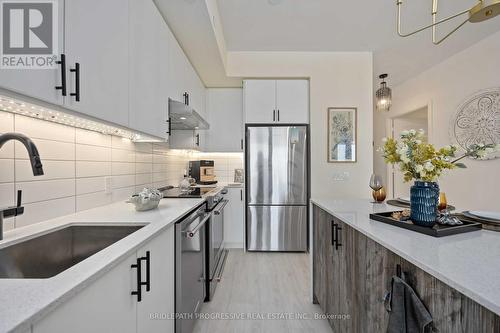 1523 - 9000 Jane Street, Vaughan, ON - Indoor Photo Showing Kitchen With Stainless Steel Kitchen With Upgraded Kitchen