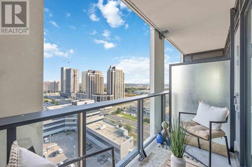 1523 - 9000 Jane Street, Vaughan, ON - Outdoor With View With Exterior