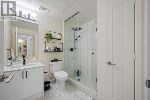 1523 - 9000 Jane Street, Vaughan, ON - Indoor Photo Showing Bathroom