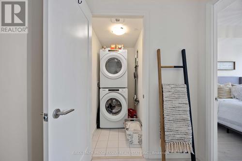 1523 - 9000 Jane Street, Vaughan, ON - Indoor Photo Showing Laundry Room