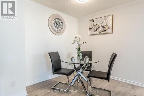 1406 - 3695 Kaneff Crescent, Mississauga (Mississauga Valleys), ON - Indoor Photo Showing Dining Room