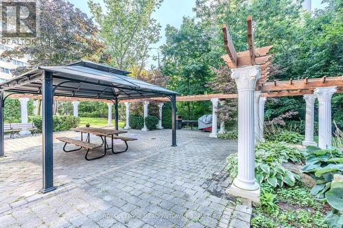 1406 - 3695 Kaneff Crescent, Mississauga (Mississauga Valleys), ON - Outdoor