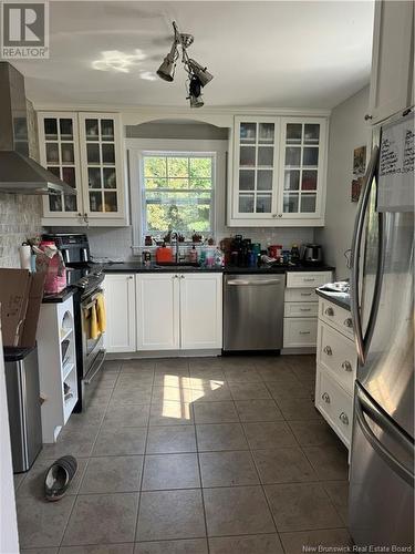 260 Manchester Avenue, Saint John, NB - Indoor Photo Showing Kitchen