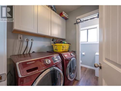 5806 89Th Street, Osoyoos, BC - Indoor Photo Showing Laundry Room