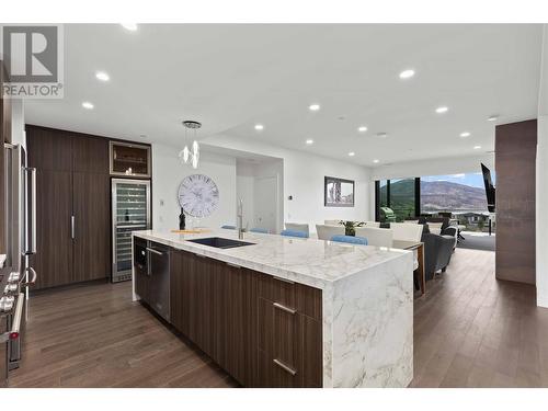 3000 Ariva Drive Unit# 3103, West Kelowna, BC - Indoor Photo Showing Kitchen With Upgraded Kitchen