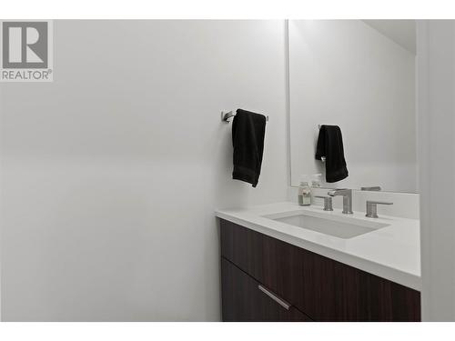 3000 Ariva Drive Unit# 3103, West Kelowna, BC - Indoor Photo Showing Bathroom