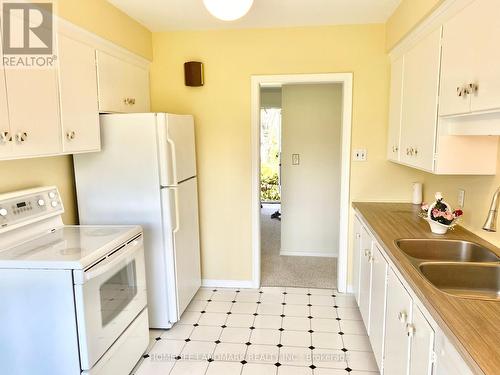 9 Terrington Court, Toronto, ON - Indoor Photo Showing Kitchen With Double Sink