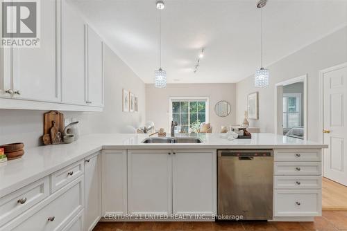 9 Wingett Way, Smith-Ennismore-Lakefield (Lakefield), ON - Indoor Photo Showing Kitchen With Double Sink