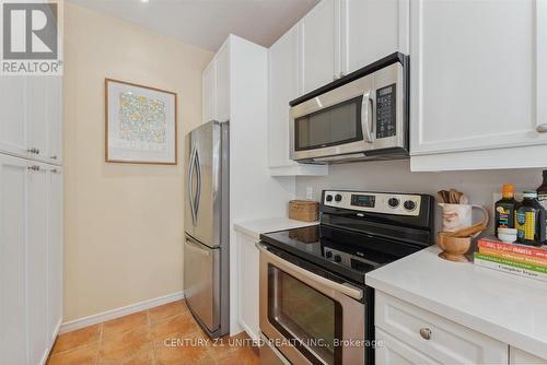 9 Wingett Way, Smith-Ennismore-Lakefield (Lakefield), ON - Indoor Photo Showing Kitchen