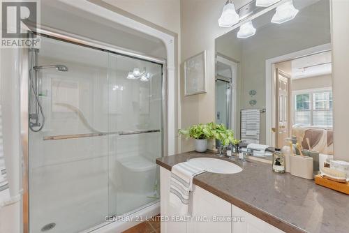 9 Wingett Way, Smith-Ennismore-Lakefield (Lakefield), ON - Indoor Photo Showing Bathroom