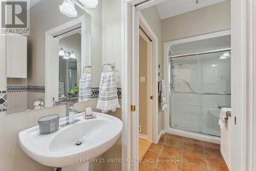 9 Wingett Way, Smith-Ennismore-Lakefield (Lakefield), ON - Indoor Photo Showing Bathroom