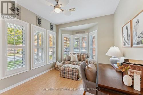 9 Wingett Way, Smith-Ennismore-Lakefield (Lakefield), ON - Indoor Photo Showing Living Room