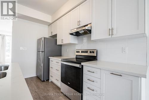 296 Carnwith Drive E, Whitby (Brooklin), ON - Indoor Photo Showing Kitchen With Stainless Steel Kitchen