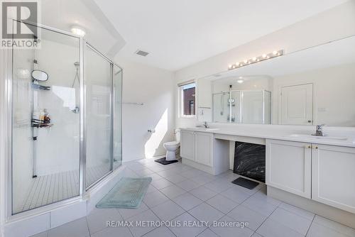 6 Yacht Drive, Clarington, ON - Indoor Photo Showing Bathroom