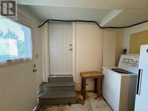 403 Conklin Avenue, Penticton, BC - Indoor Photo Showing Laundry Room