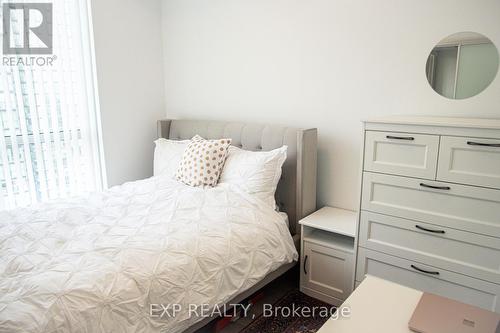 2010 - 5180 Yonge Street, Toronto, ON - Indoor Photo Showing Bedroom