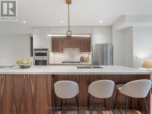 388 St Clarens Avenue, Toronto, ON - Indoor Photo Showing Kitchen With Upgraded Kitchen