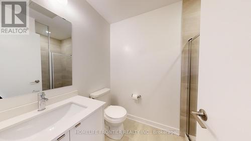 111 - 1440 Clarriage Court, Milton, ON - Indoor Photo Showing Bathroom