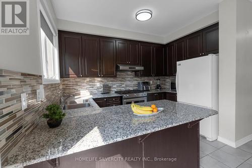 60 Rockman Crescent, Brampton (Northwest Brampton), ON - Indoor Photo Showing Kitchen With Double Sink