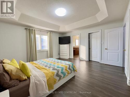 5 Streamline Drive, Brampton (Madoc), ON - Indoor Photo Showing Bedroom