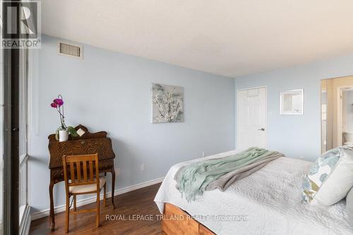 1001 - 389 Dundas Street, London, ON - Indoor Photo Showing Bedroom