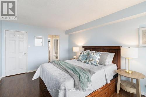 1001 - 389 Dundas Street, London, ON - Indoor Photo Showing Bedroom