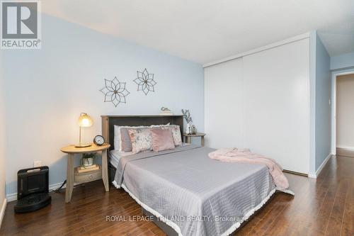 1001 - 389 Dundas Street, London, ON - Indoor Photo Showing Bedroom