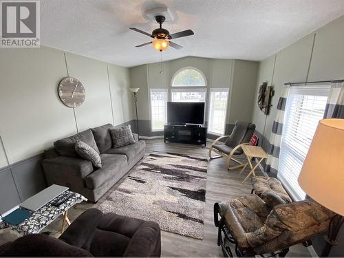 27 3889 Muller Avenue, Terrace, BC - Indoor Photo Showing Living Room