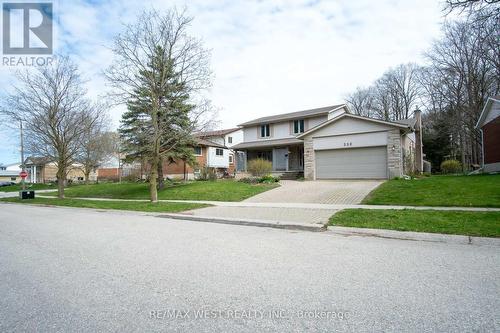 350 Thorncrest Drive, Waterloo, ON - Outdoor With Facade