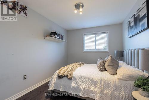 19 Foxtrot Drive, Hamilton (Stoney Creek Mountain), ON - Indoor Photo Showing Bedroom