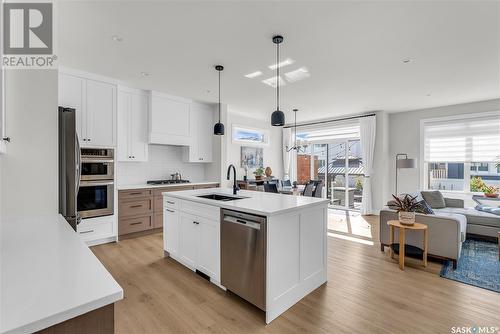 246 Prasad Manor, Saskatoon, SK - Indoor Photo Showing Kitchen With Upgraded Kitchen