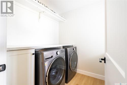 246 Prasad Manor, Saskatoon, SK - Indoor Photo Showing Laundry Room