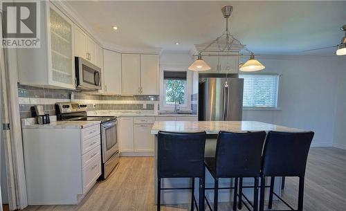 1548 Weller Street, Sudbury, ON - Indoor Photo Showing Kitchen With Upgraded Kitchen